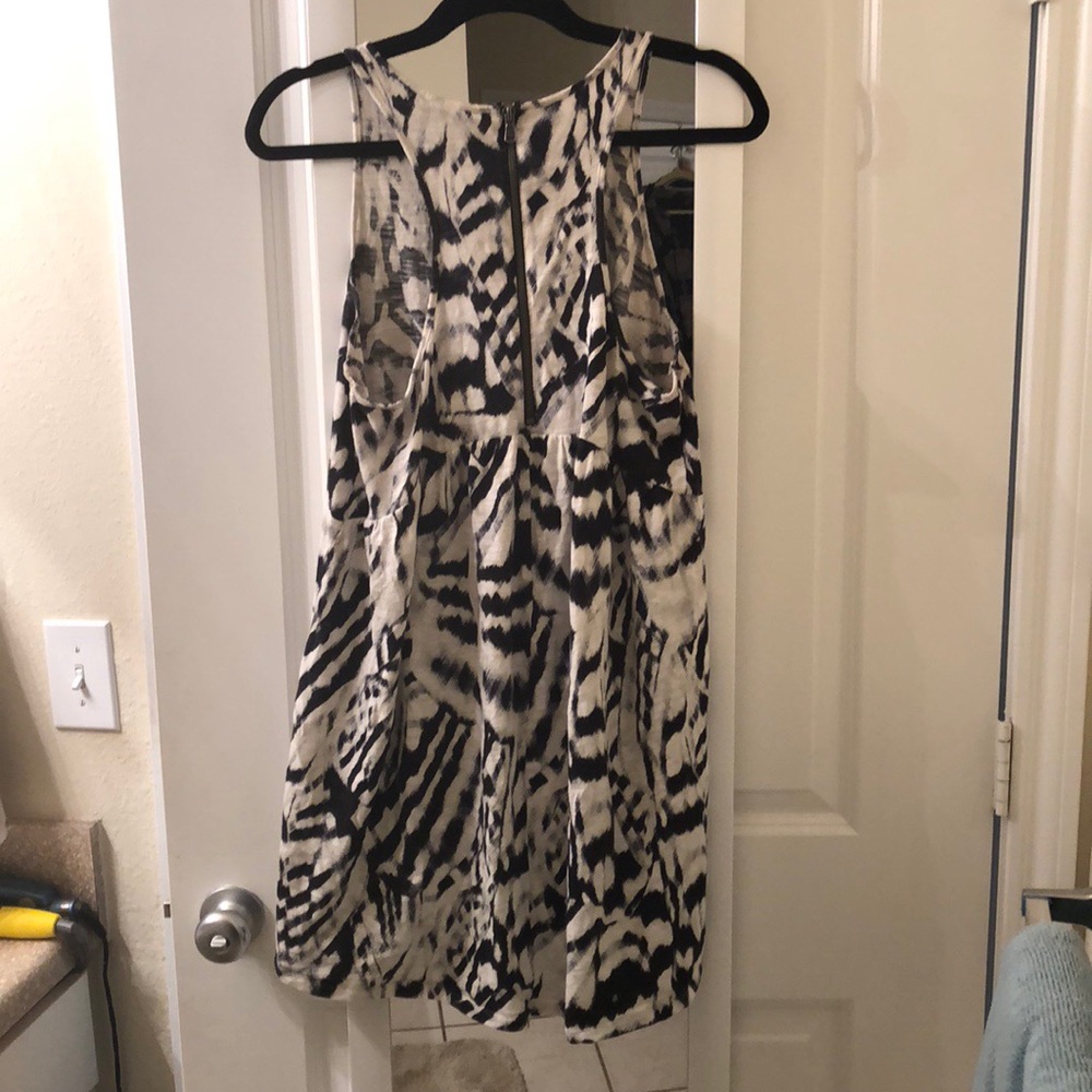 Tunic - Picture 3 of 4
